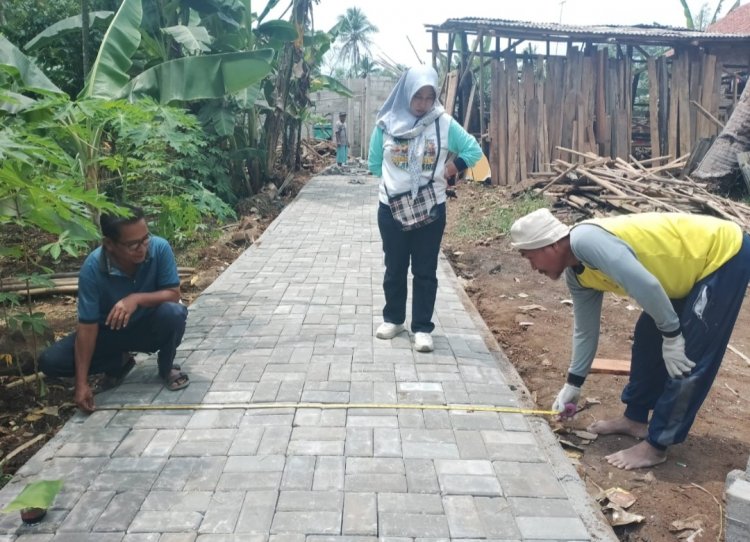 Di Desa Babakanlor Kec. Cikedal sedang Berjalan. Realisasi Fisik DD Tahap 2 Tahun 2024