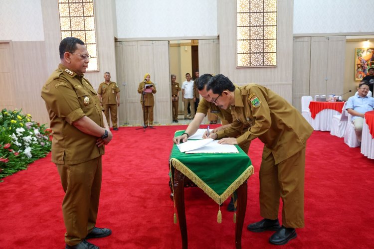 Serahkan DPA SKPD Provinsi Banten TA 2025, Pj Gubernur Banten Sebut Percepatan Pemenuhan Realisasi Target Kinerja