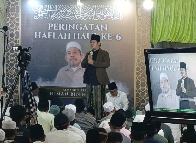 Menebar Cahaya Kesalehan: Pesan Menyentuh Ustadz Zaky Mubarok dalam Lautan Doa di Jakarta Timur