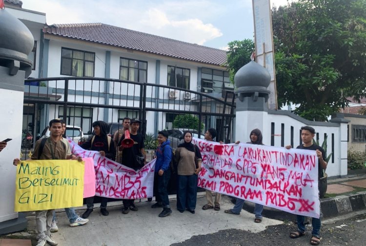 Satgas MBG & BGN Dituntut Audit Juga Evaluasi Seluruh SPPG Di Pandeglang, Aktivis Demo Kantor Bupati Pandeglang