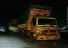 ‎Diduga Langgar UU Minerba, Truk Muatan Batu Bara Terpantau Beraktivitas Malam Hari di Kawasan PLTU 2 Labuan  ‎