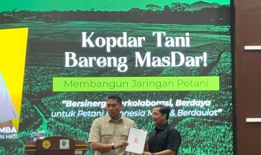 Pemuda Berdampak Serahkan Policy Brief Ketahanan Pangan kepada Wamentan Sudaryono, Dorong Regenerasi Petani Muda di Banten