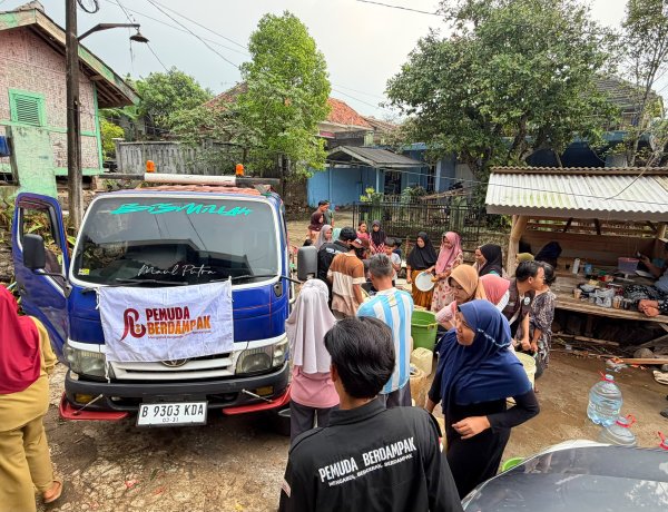 Pemuda Berdampak Salurkan 32.000 Liter Air Bersih bagi Warga Terdampak Kekeringan di Desa Kaduela, Pandeglang