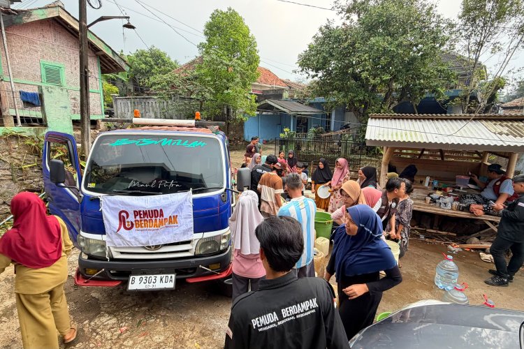 Pemuda Berdampak Salurkan 32.000 Liter Air Bersih bagi Warga Terdampak Kekeringan di Desa Kaduela, Pandeglang