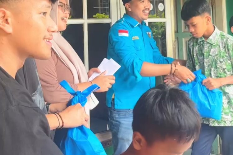 HUT RI ke-81, DPD KNPI Pandeglang Pilih Berbagi Kasih: Salurkan Air Bersih hingga Santuni Anak Yatim