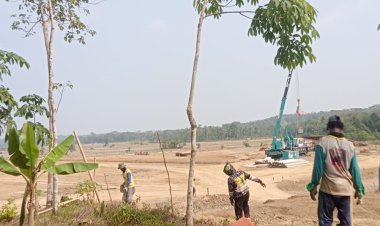 Proyek Pokpan Kandang Ayam Disorot, Warga Keluhkan Minimnya Informasi dan Keselamatan Kerja
