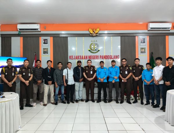 Kejari Pandeglang Siap Tindak Lanjuti Aduan KEMAS dan DPD KNPI Pandeglang Terkait Dugaan Pengelolaan PBB-P2 di Desa Kertaraharja