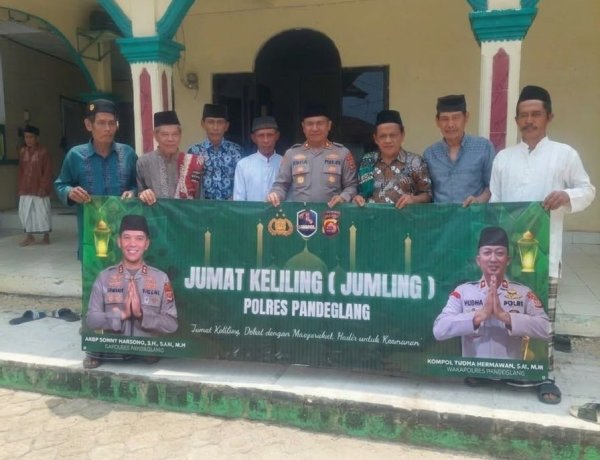 POLSEK BOJONG GELAR JUM’AT KELILING, PERKUAT SILATURAHMI DAN KEDEKATAN POLISI DENGAN MASYARAKAT